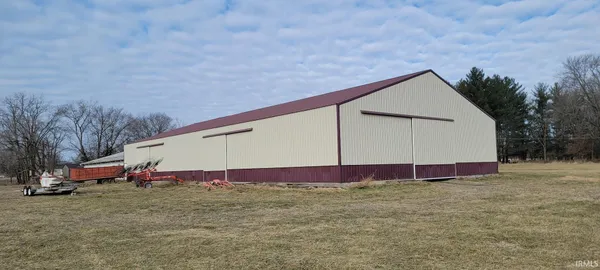 $235,000 | 200 North County Road, Linton, IN 47441