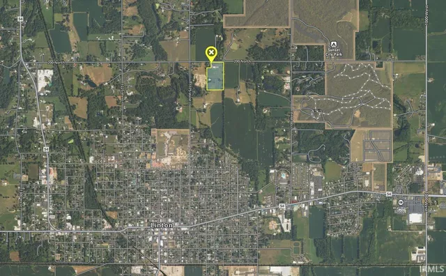 $280,000 | 200 North County Road, Linton, IN 47441