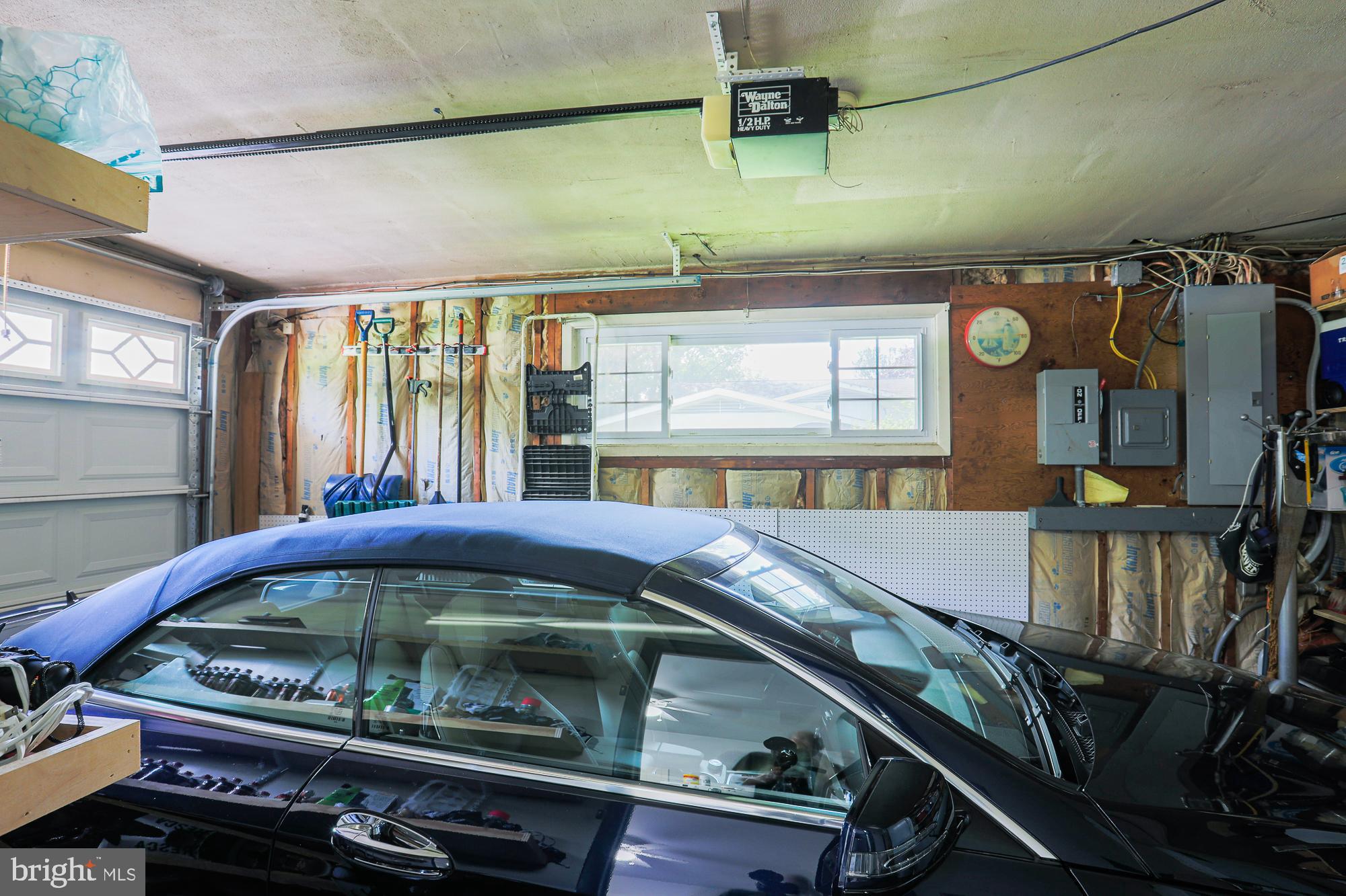 7940 Stevenson Road Pikesville, MD 21208 - Photo 40 of 55 Garage parking