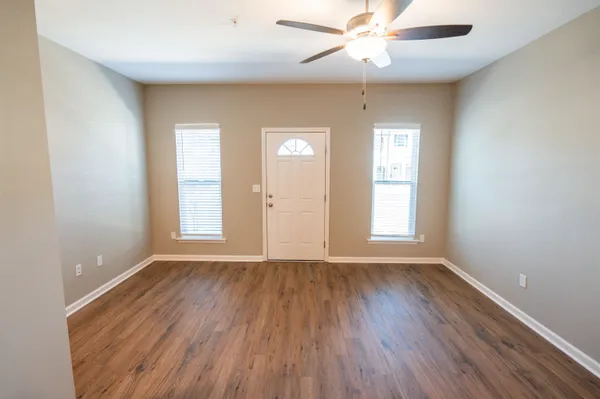 $1,600 | 2247 Del Carmel Way, Tallahassee, FL 32303