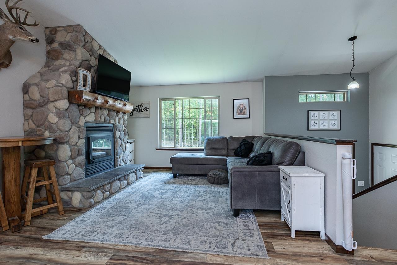 5680 Eagles Bluff Road Rhinelander, WI 54501 - Photo 8 of 33 Gallery Image 8