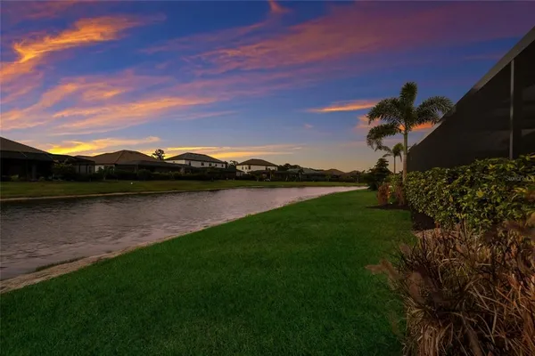 $1,195,000 | 4913 Coastal Days Lane, Lakewood Ranch, FL 34211