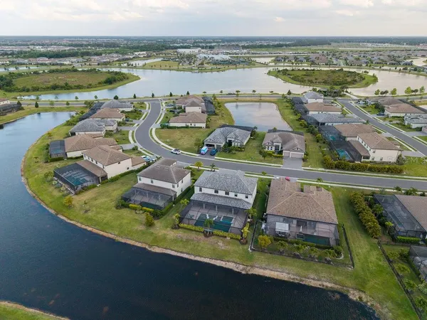 $1,195,000 | 4913 Coastal Days Lane, Lakewood Ranch, FL 34211