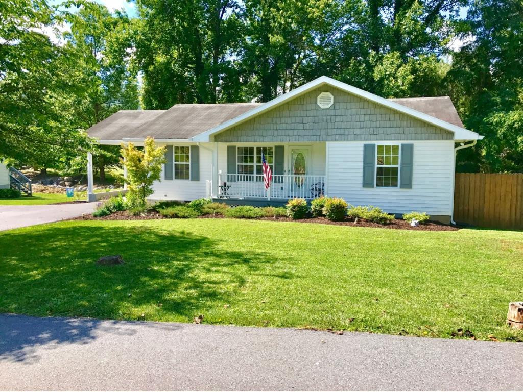 39 Jones Road Erwin, TN 37650 - Photo 34 of 34 Photo 34