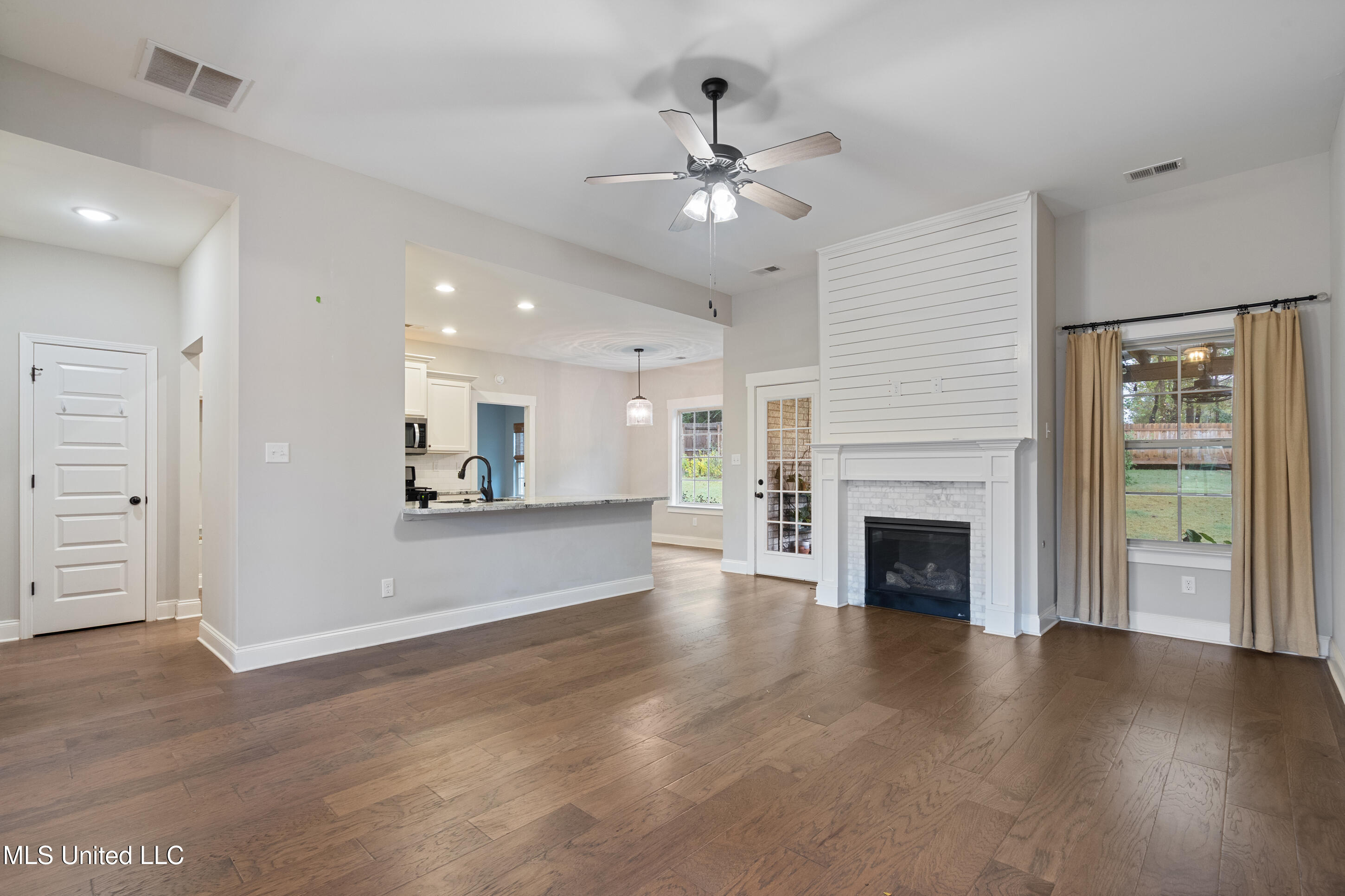 509 Howell Way Hernando, MS 38632 - Photo 6 of 44 6__dsc6522