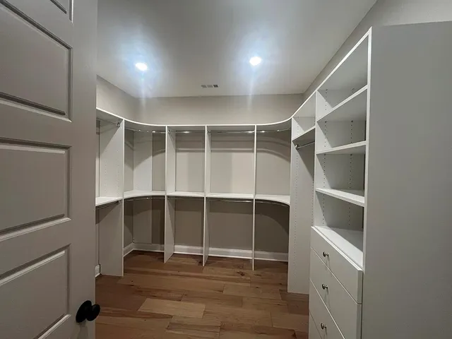 a close view of kitchen