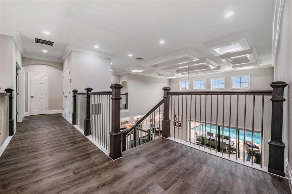 2913 Valencia Ridge Street Valrico, FL 33596 - Photo 19 of 31 Gallery Image 19