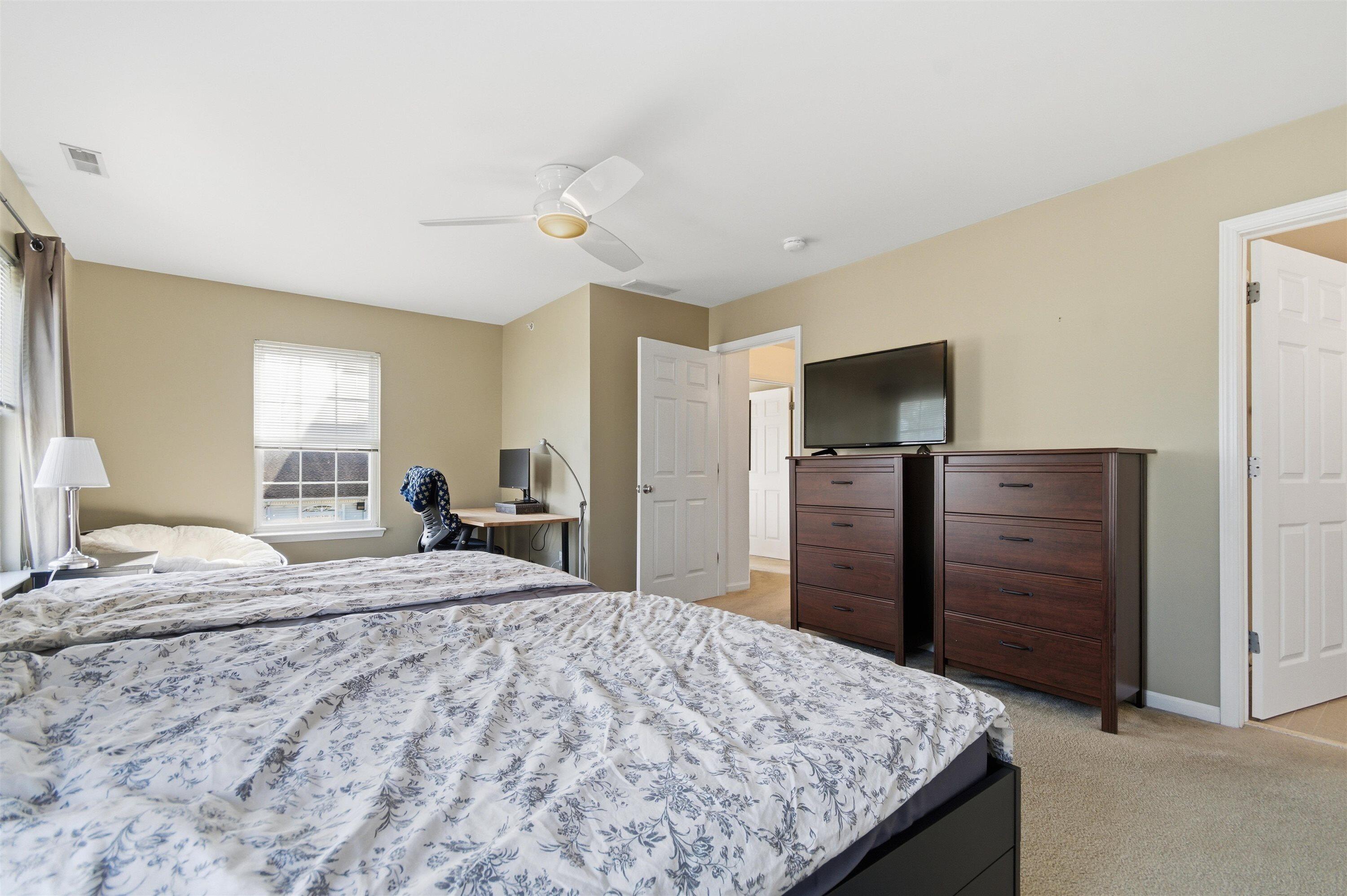 2233 South Main Street Ann Arbor, MI 48103 - Photo 22 of 33 25-25