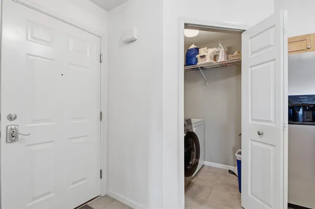 $2,300 | 2233 South Main Street, Ann Arbor, MI 48103