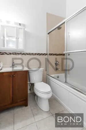 $12,950 | 71 West 10th Street, Unit 3 | Greenwich Village