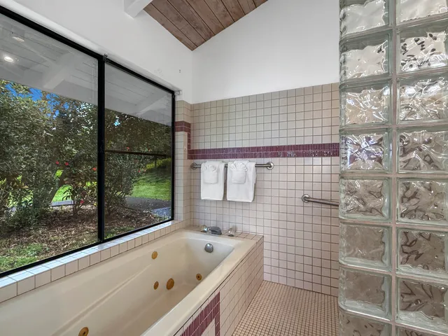 $1,099,000 | 87-2814 Hawaii Belt Road, Captain Cook, HI 96704