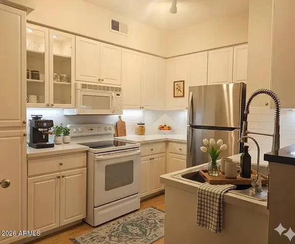 $1,799 | 1701 East Colter Street, Unit 263, Phoenix, AZ 85016