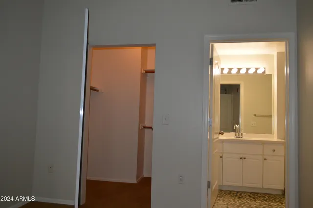 $1,799 | 1701 East Colter Street, Unit 263, Phoenix, AZ 85016