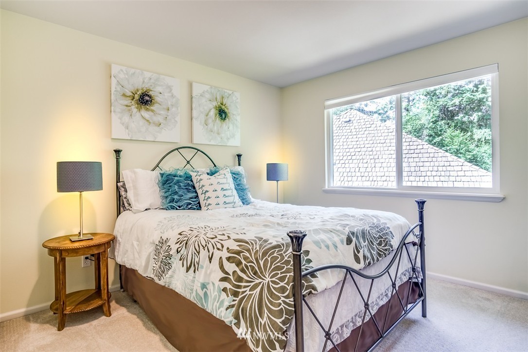 2425 201st Street Southeast Bothell, WA 98021 - Photo 15 of 25