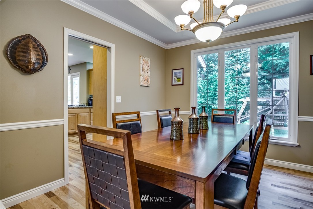 2425 201st Street Southeast Bothell, WA 98021 - Photo 5 of 25