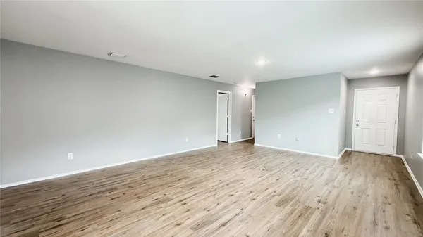 $1,570 | 22807 Sherioaks Lane, Spring, TX 77389