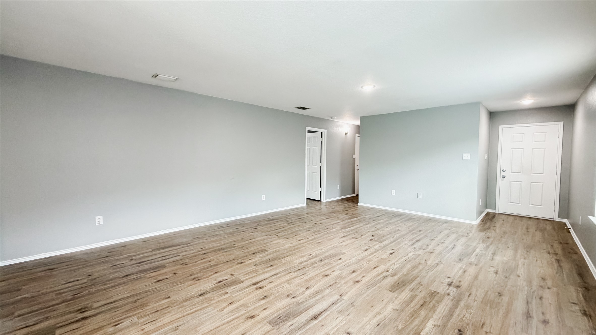 22807 Sherioaks Lane Spring, TX 77389 - Photo 3 of 14