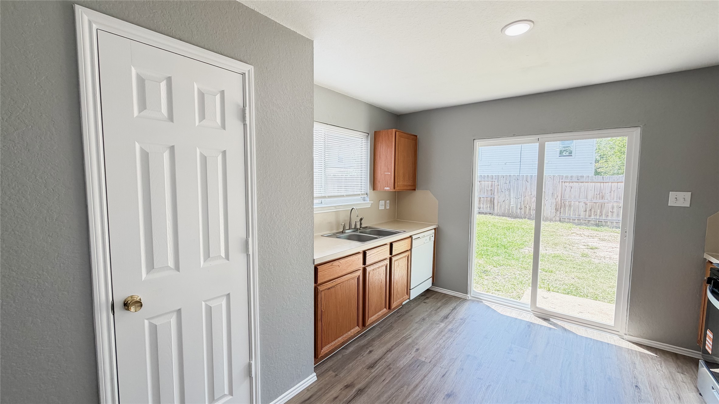 22807 Sherioaks Lane Spring, TX 77389 - Photo 5 of 14