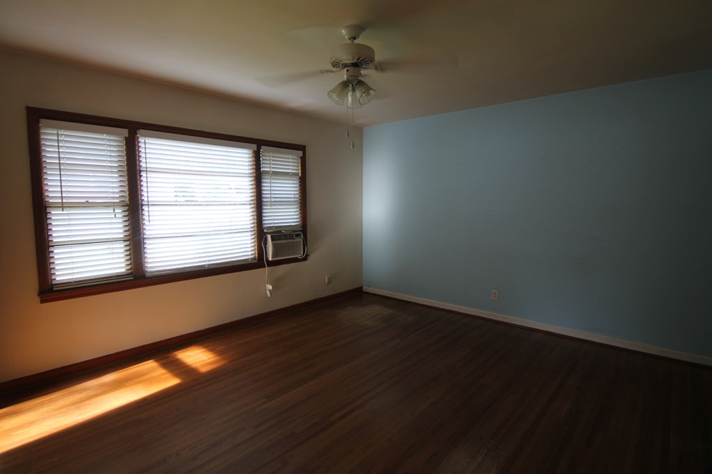 3729 Reese Road Columbus, GA 31907 - Photo 3 of 15 Living Room with Lots of Natural Light