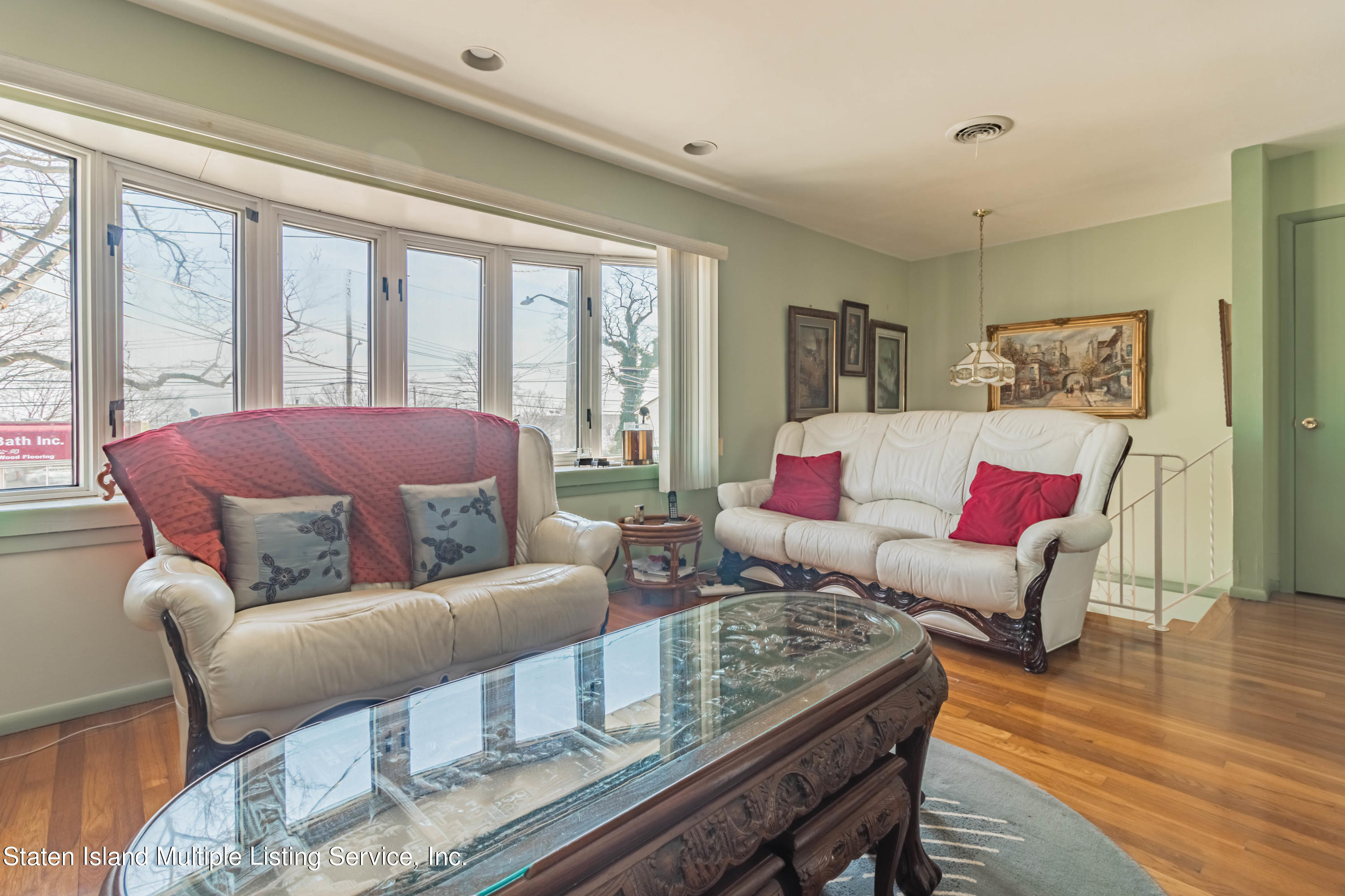 929 Hylan Boulevard Staten Island, NY 10305 - Photo 8 of 28 08