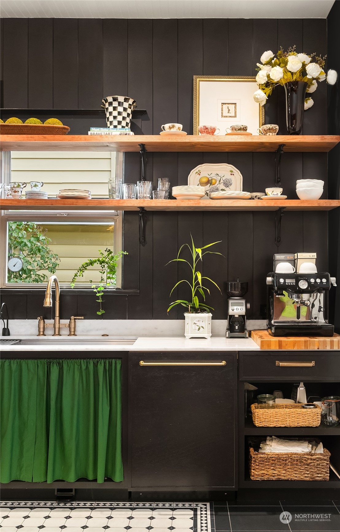 2510 Baker Avenue Everett, WA 98201 - Photo 11 of 37 a room with stainless steel appliances kitchen island granite countertop a table and chairs in it