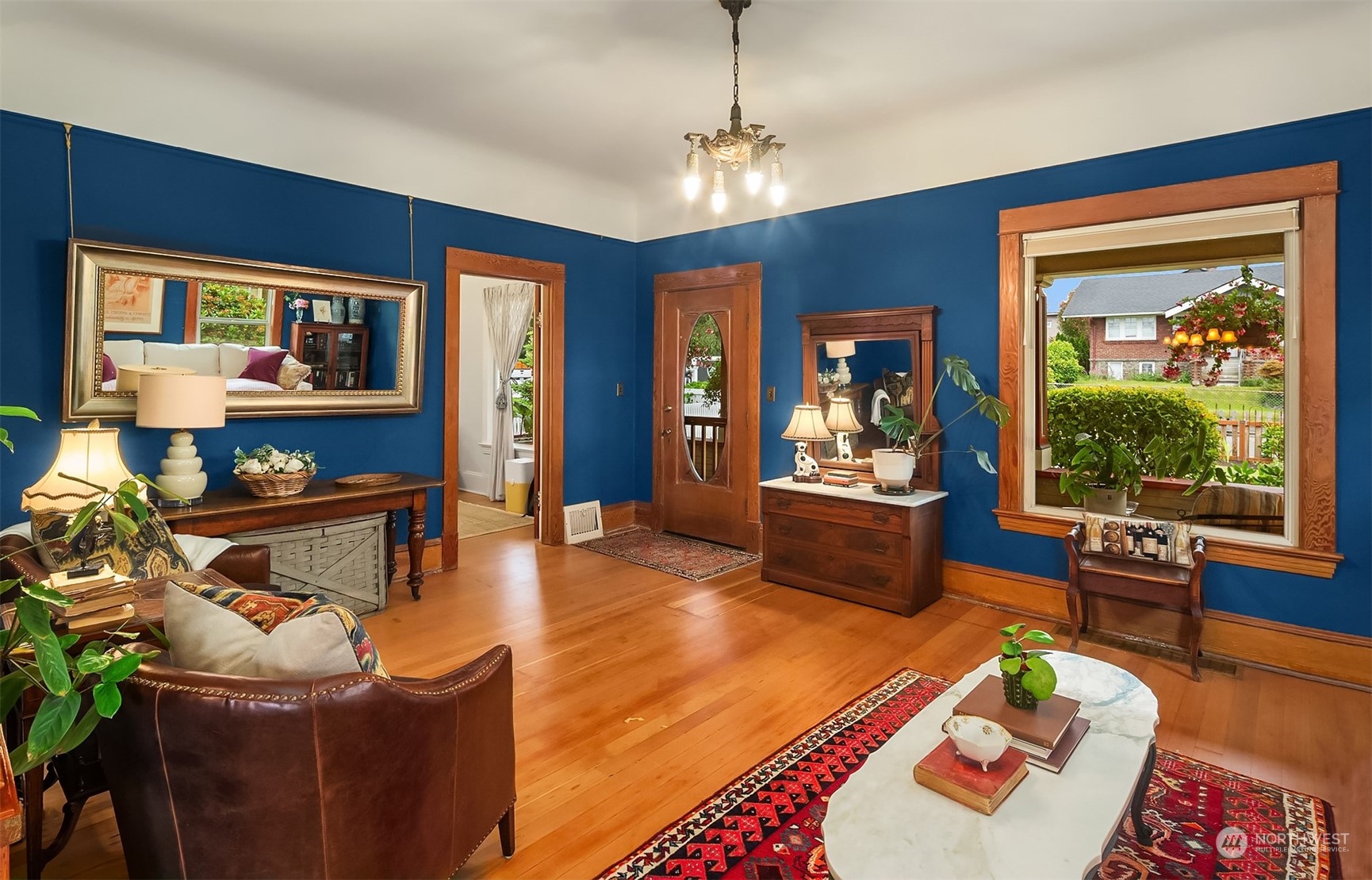 2510 Baker Avenue Everett, WA 98201 - Photo 20 of 37 a living room with furniture and a window