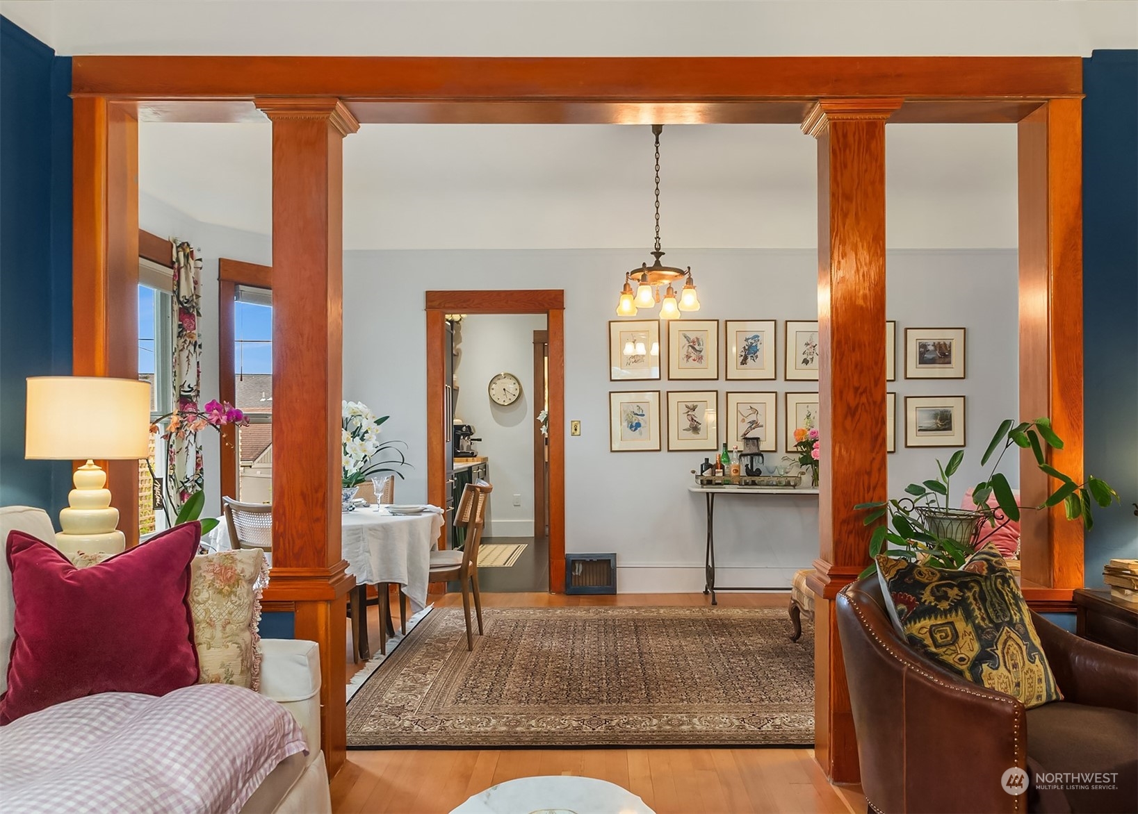 2510 Baker Avenue Everett, WA 98201 - Photo 22 of 37 a living room with furniture