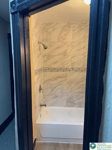 $2,200 | 538 West Green Street, Allentown, PA 18102