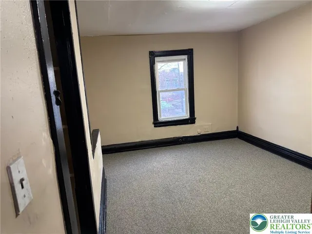 $2,200 | 538 West Green Street, Allentown, PA 18102