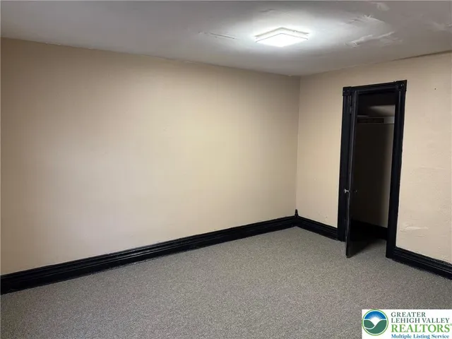 $2,200 | 538 West Green Street, Allentown, PA 18102