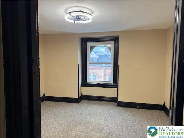 $2,200 | 538 West Green Street, Allentown, PA 18102