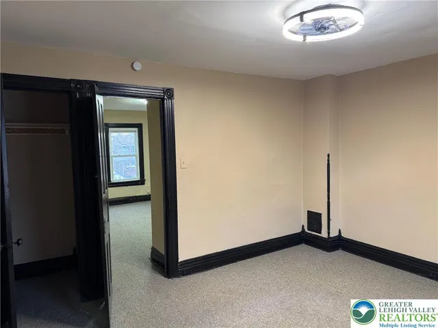 $2,200 | 538 West Green Street, Allentown, PA 18102