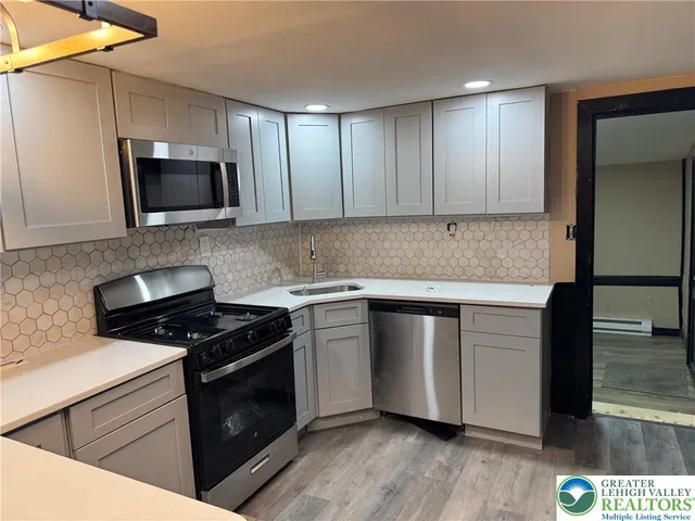 $2,200 | 538 West Green Street, Allentown, PA 18102