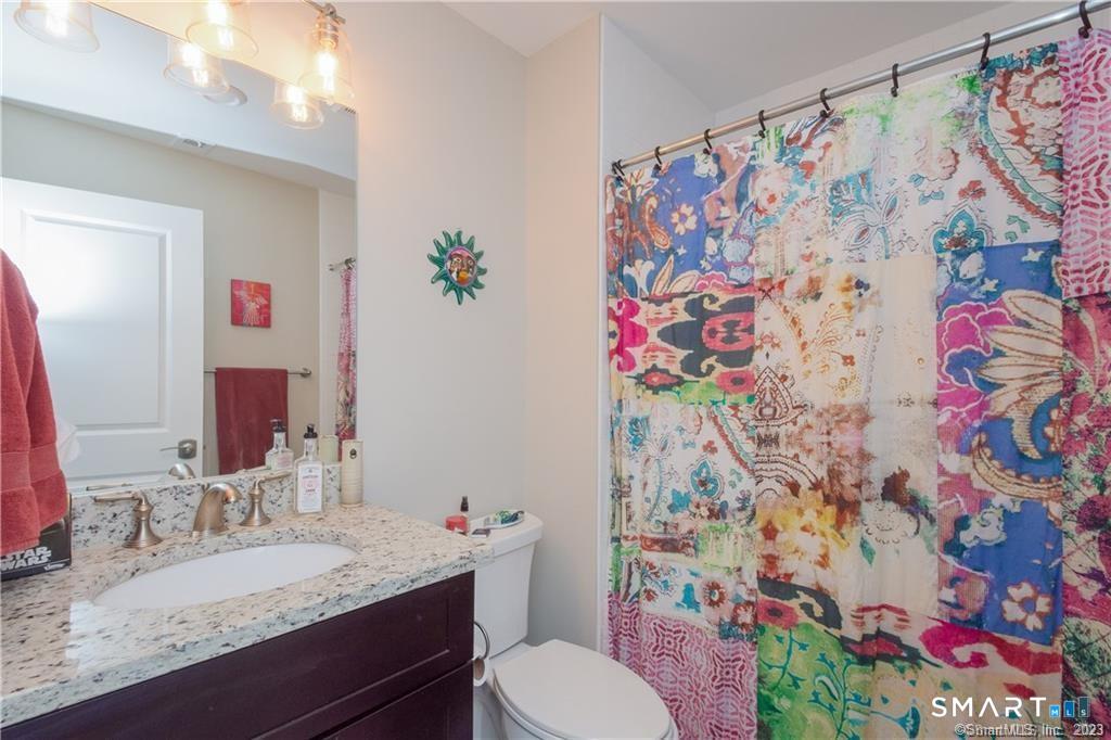 2 Bishop Road, Unit 201 West Hartford, CT 06119 - Photo 23 of 26 Second full bath.