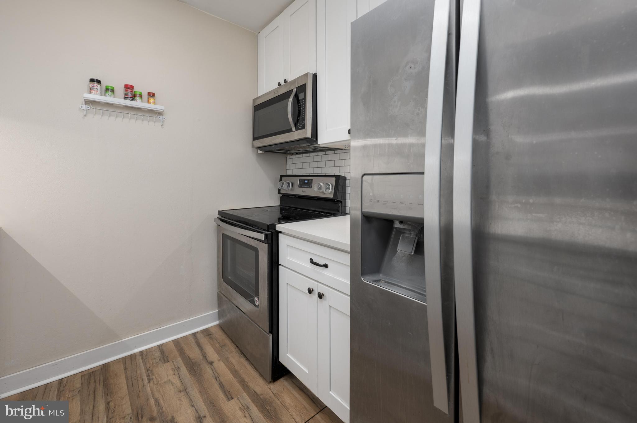 25 South Church Road, Unit 72 Maple Shade, NJ 08052 - Photo 12 of 21 Full Stainless Appliances in Kitchen Included