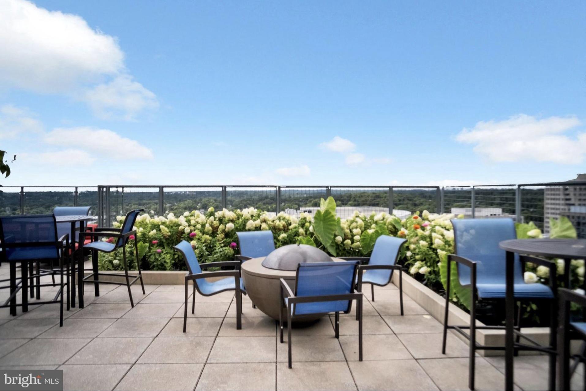 851 North Glebe Road, Unit 402 Arlington, VA 22203 - Photo 15 of 16 Skyline views and room to relax
