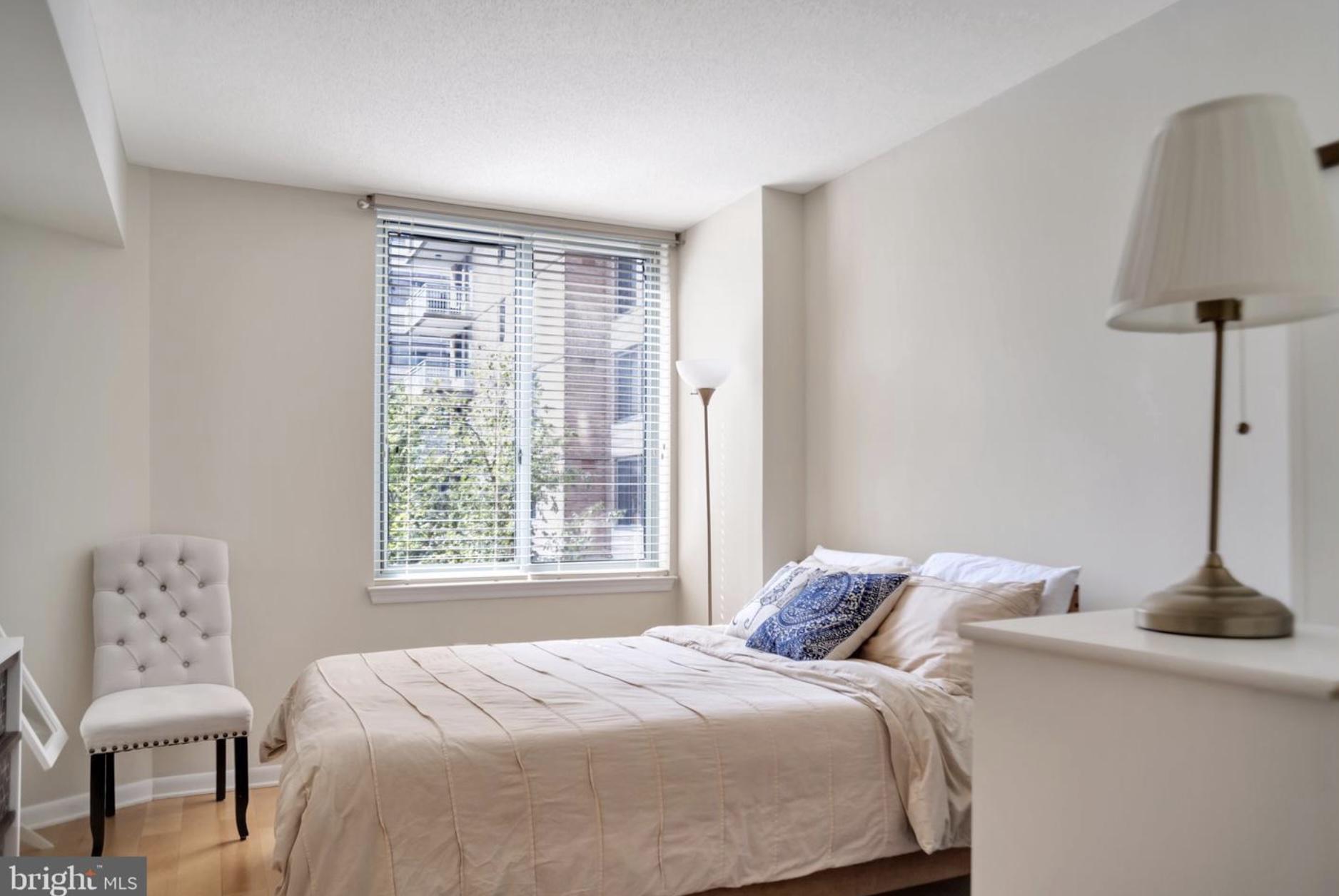 851 North Glebe Road, Unit 402 Arlington, VA 22203 - Photo 5 of 16 Your private retreat in the heart of Ballston