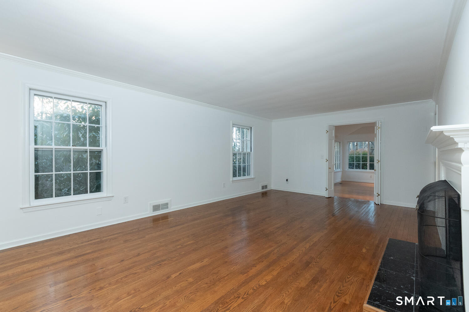 5 Crane Road Darien, CT 06820 - Photo 4 of 24