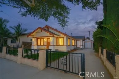$3,700 | 1350 East 8th Street, Long Beach, CA 90813