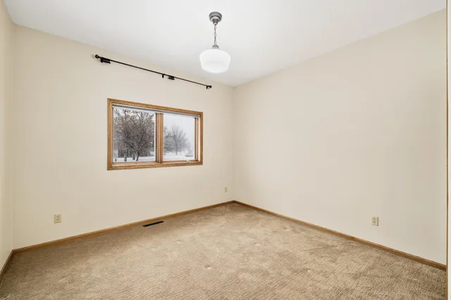 $629,900 | 4915 Rose Creek Parkway South, Fargo, ND 58104