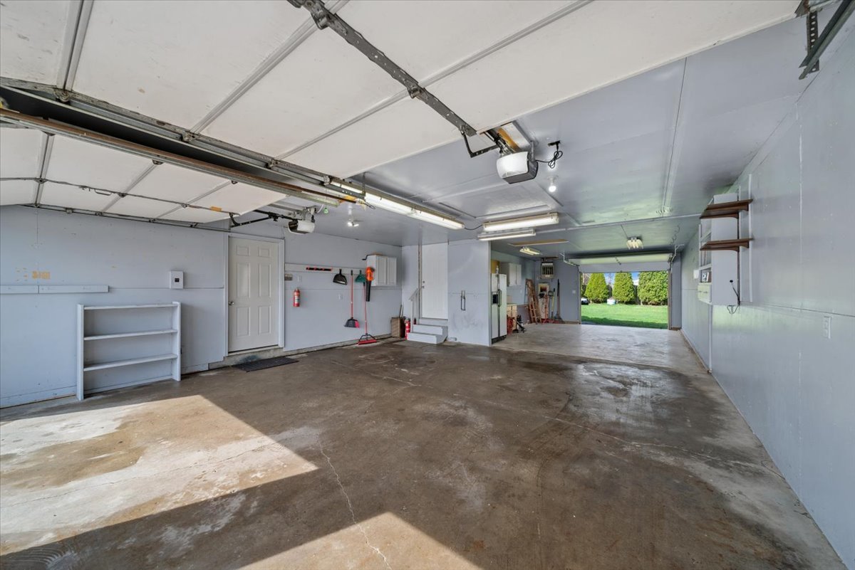 2 Division Street Bristol, IL 60512 - Photo 34 of 44 a view of a garage