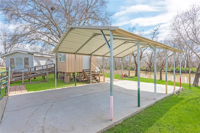 $199,000 | 398 River Oaks Drive, Trinity, TX 75862