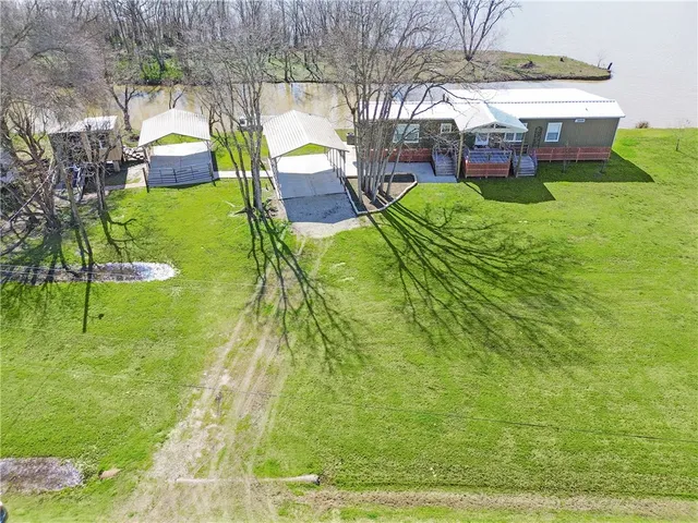 $199,000 | 398 River Oaks Drive, Trinity, TX 75862