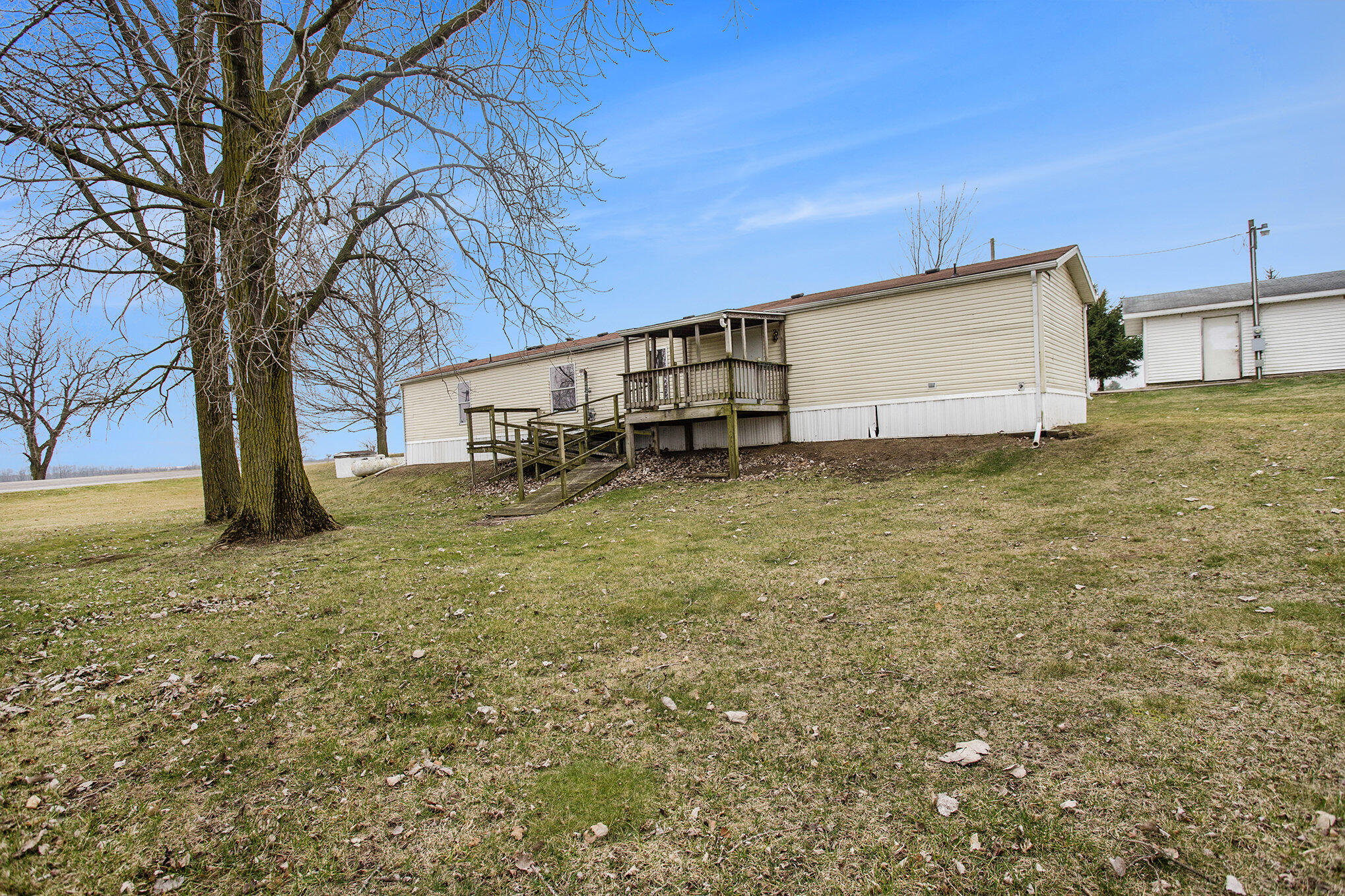 1202 Shawtown Road Burr Oak, MI 49030 - Photo 14 of 18 014_img_7112