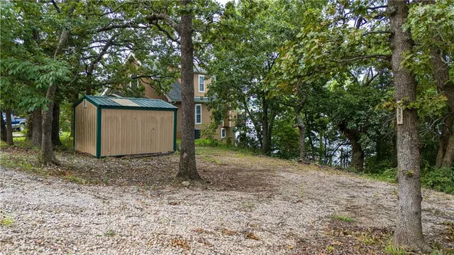 $149,000 | 29-31 North Lakeview Road, Mapleton, KS 66754