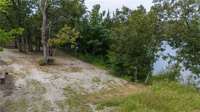 $149,000 | 29-31 North Lakeview Road, Mapleton, KS 66754