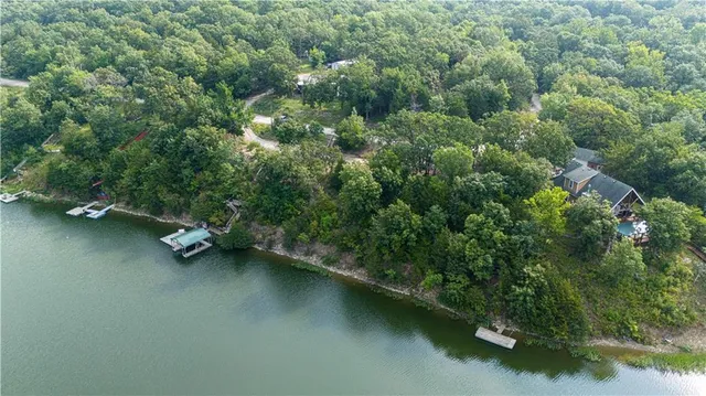 $149,000 | 29-31 North Lakeview Road, Mapleton, KS 66754