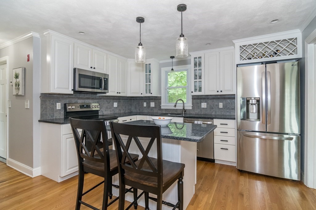 180 Walnut Road Wrentham, MA 02093 - Photo 3 of 32 Gallery Image 3
