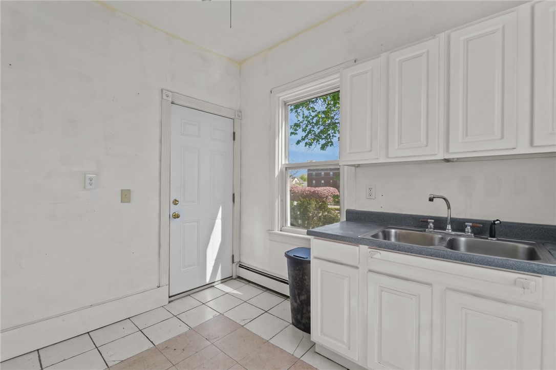 98 Andem Street Providence, RI 02908 - Photo 29 of 49