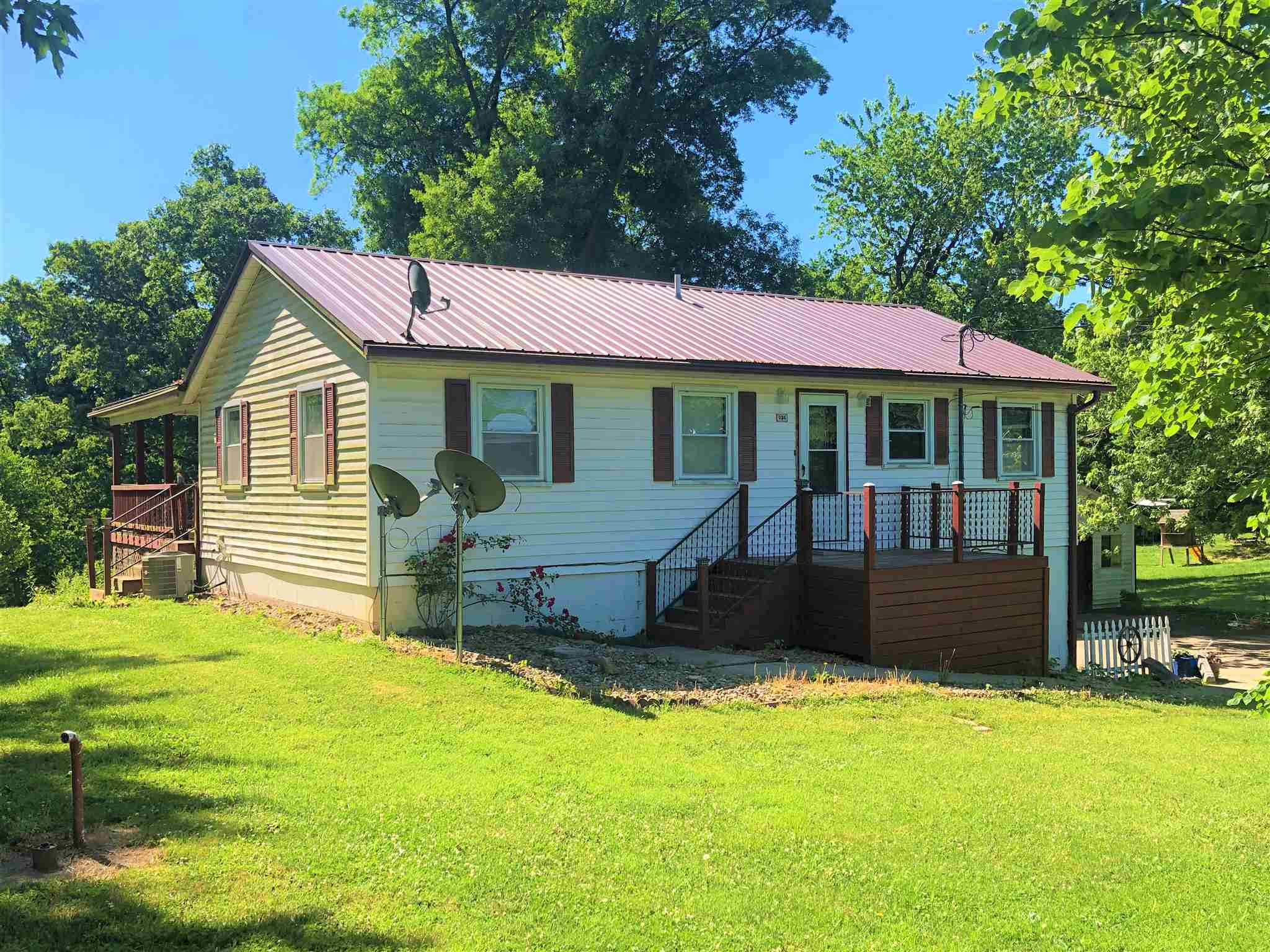 236 Guthrie Road Bedford, IN 47421 - Photo 2 of 31 Gallery Image 2